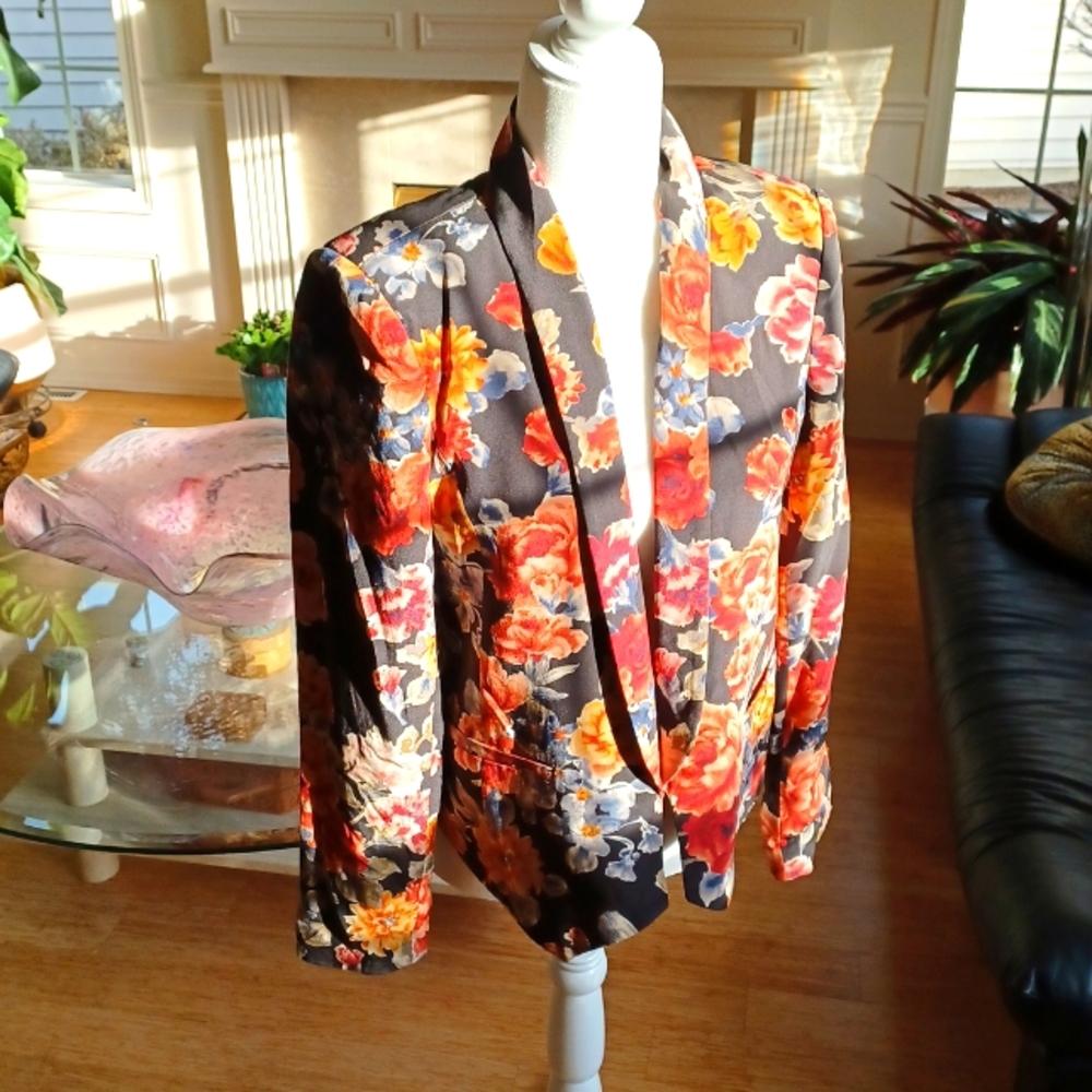 TRUTH AND PRIDE Silk Blazer